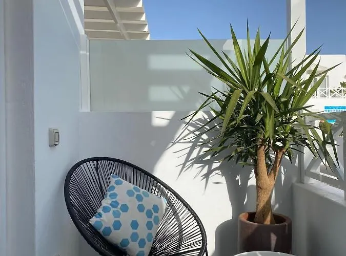 Flower Pool 아파트 *